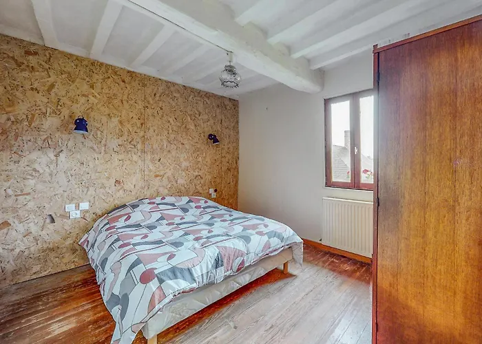 2 Bedroom In Σπίτι διακοπών Le Thil-Riberpré